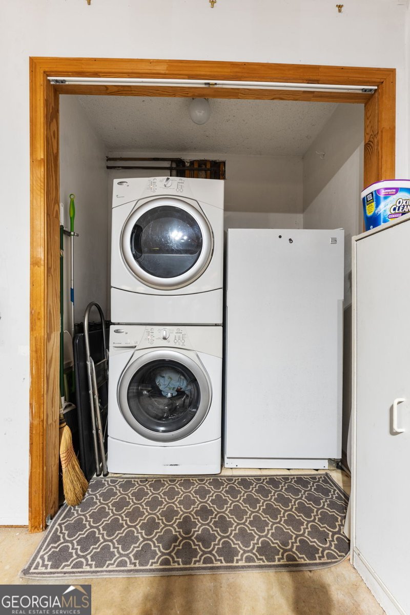 4920 Carson Court Winston - 1