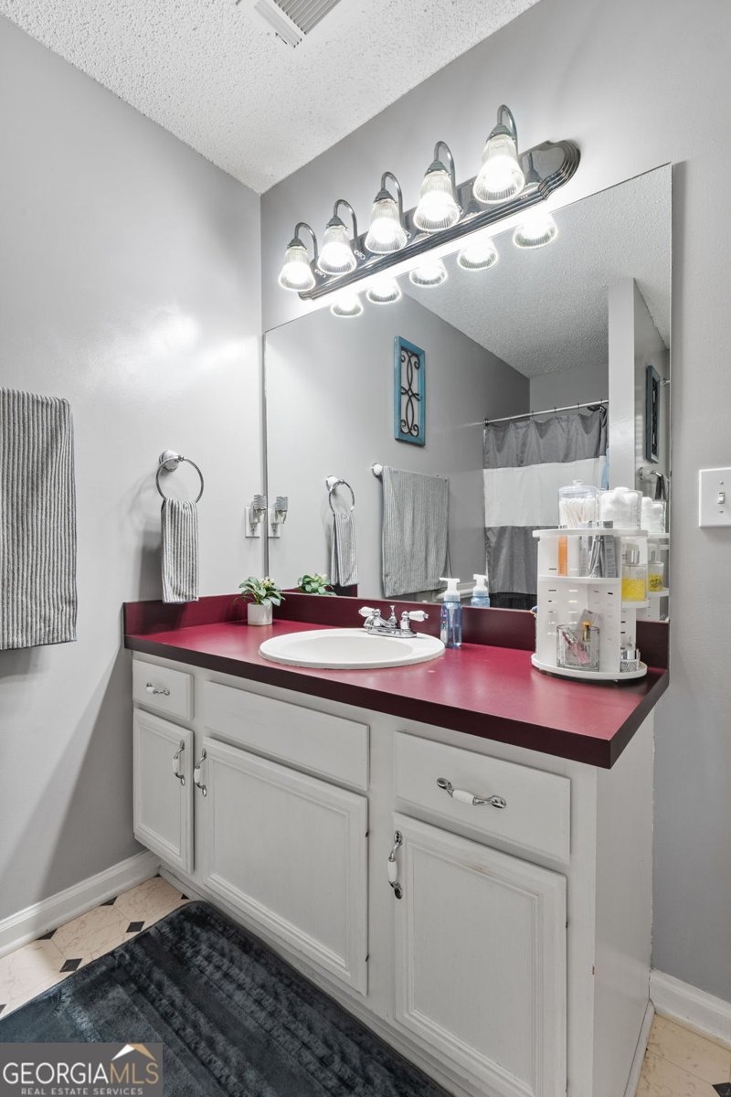 4920 Carson Court Winston - 24