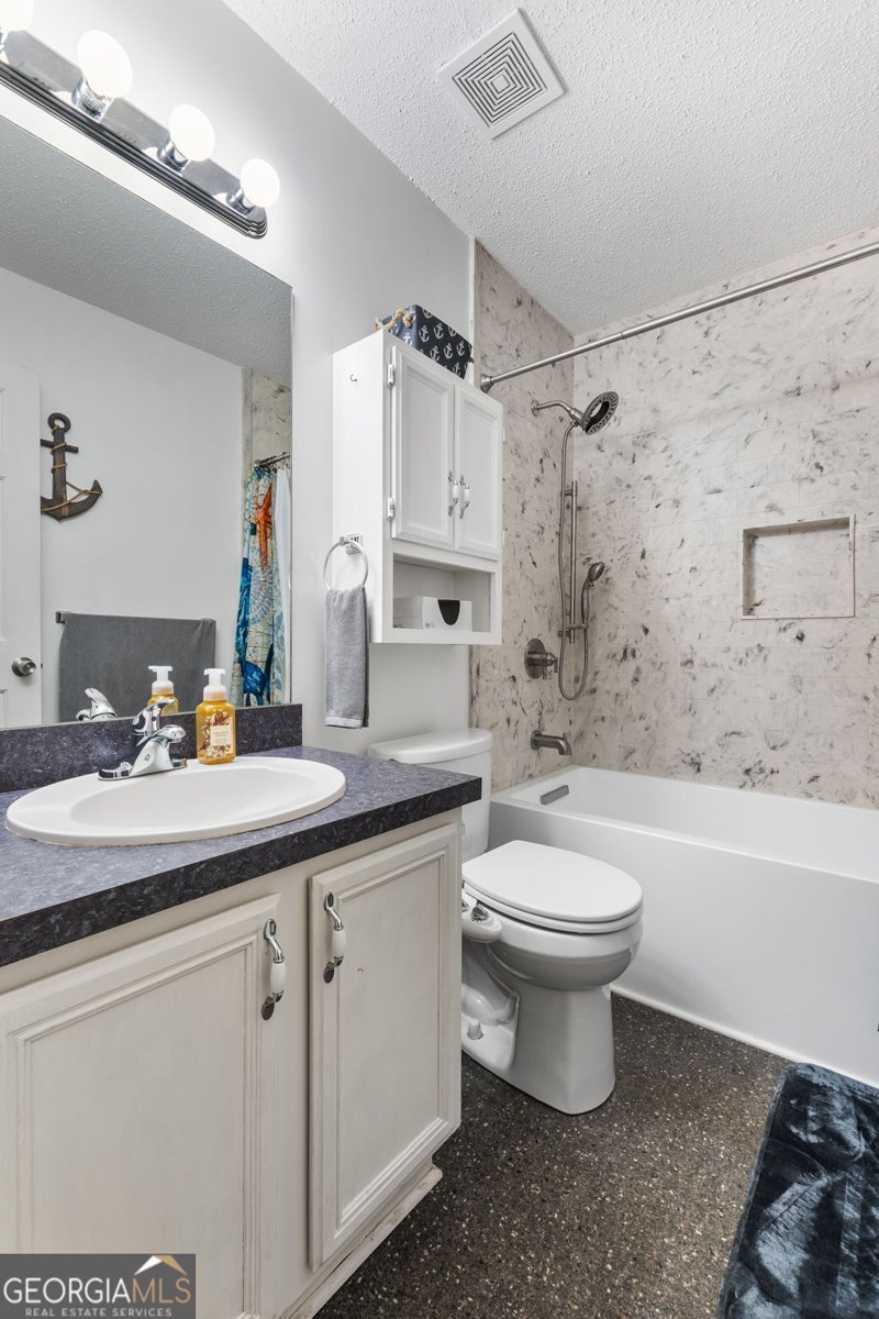 4920 Carson Court Winston - 28