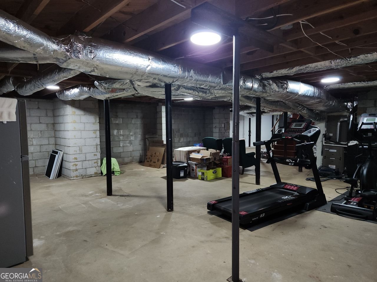 1554 COOPER LAKE Road Smyrna - 33