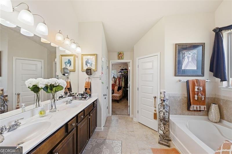 4034 VILLAGEWOOD Lane Ellenwood - 23