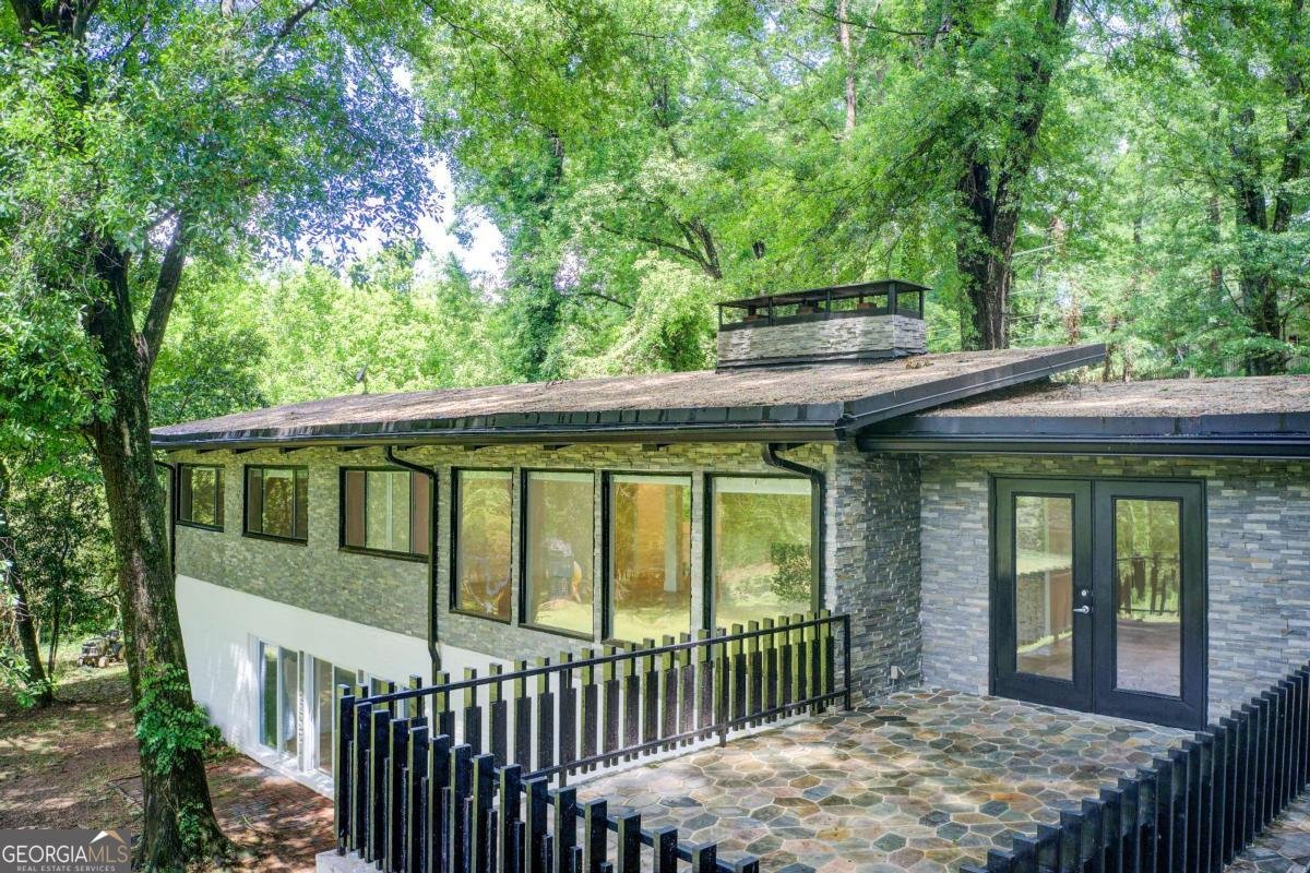 1676 Moores Mill Road Atlanta - 12