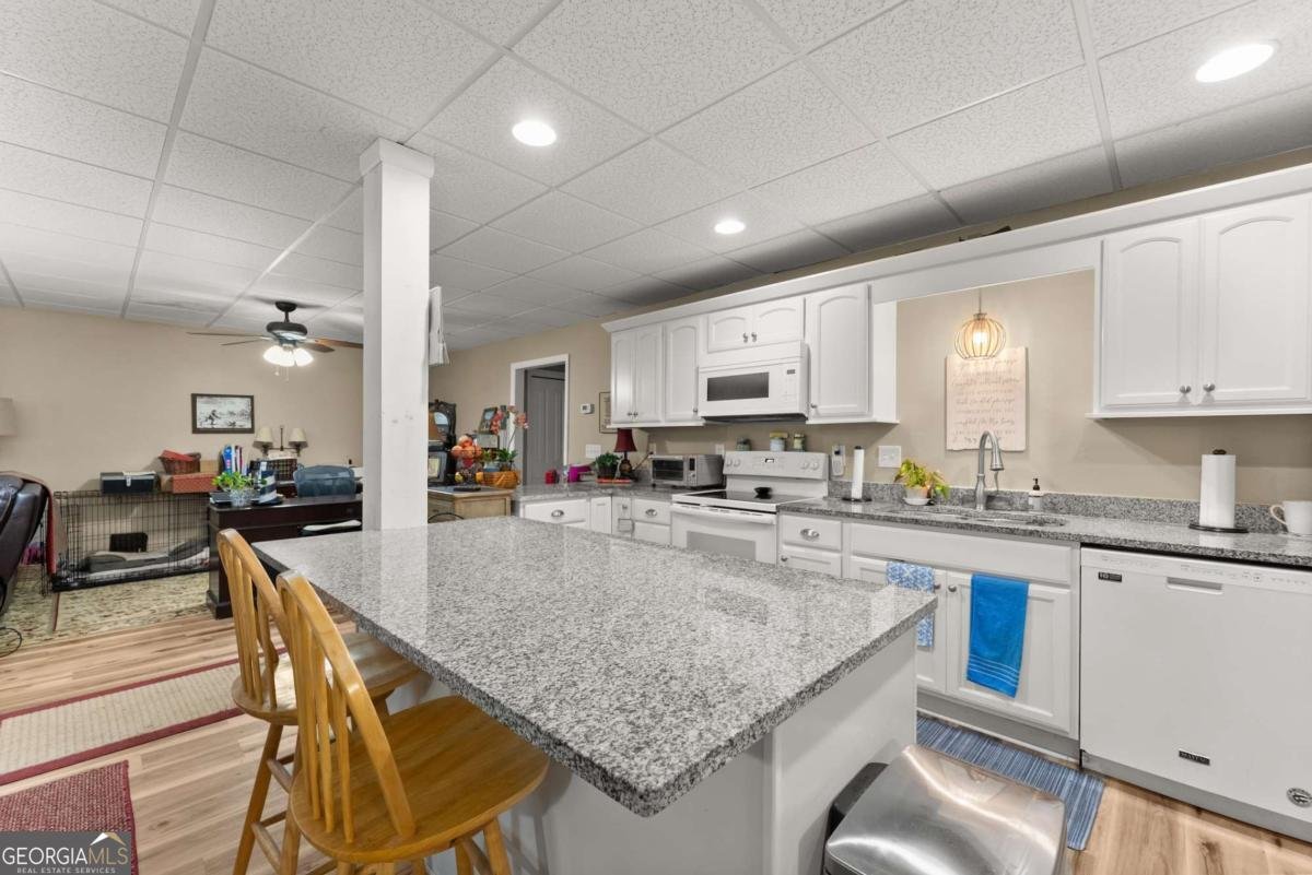 7269 SLOAN STEPHENS Road Alto - 38