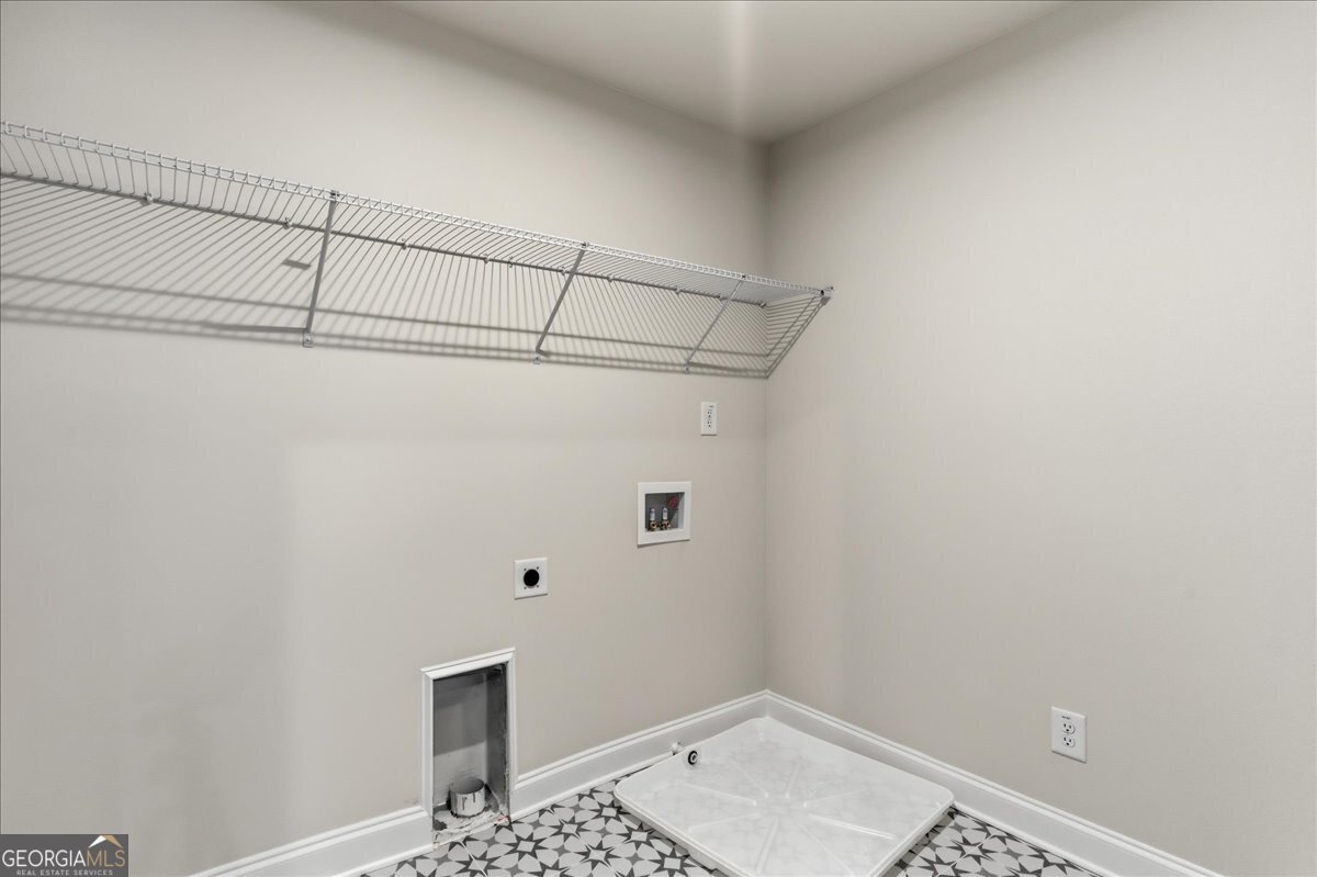 5885 Fords Road Acworth - 55