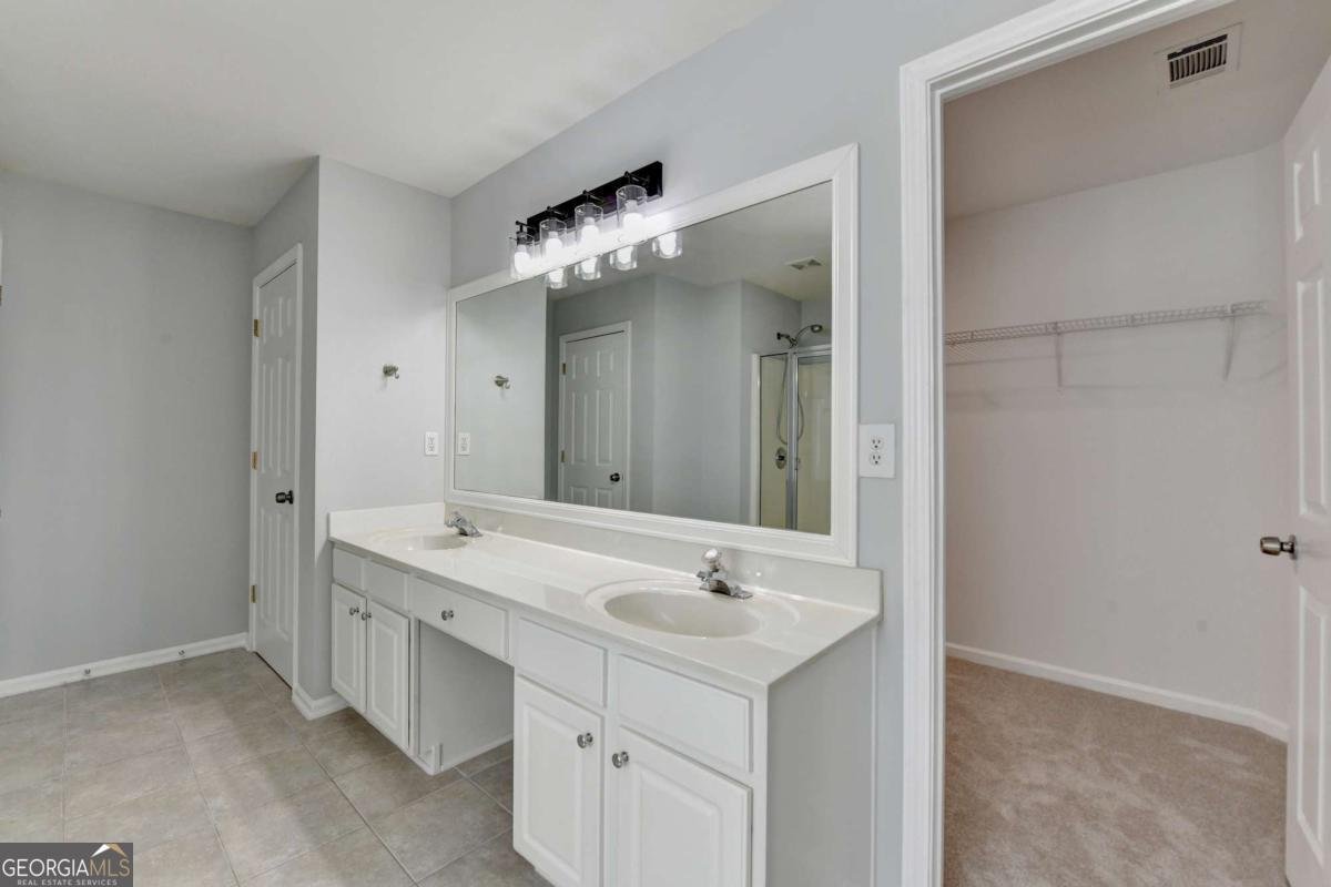 3805 Roxwood Park Drive Buford - 63