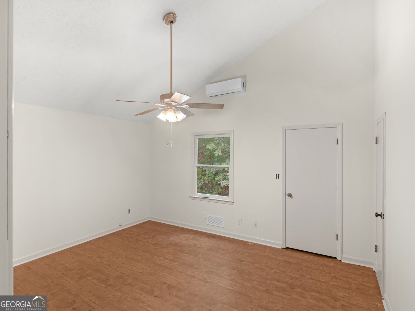 240 Briarcliff Place Stockbridge - 1