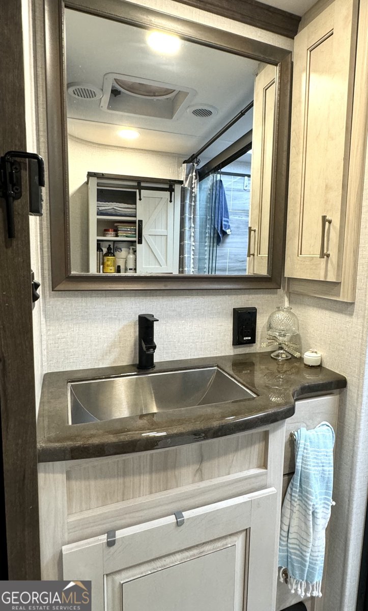 279 Leisure Acres Drive Cleveland - 16