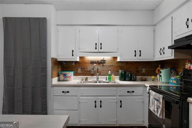 1 VAN TASSEL Drive Lindale - 61