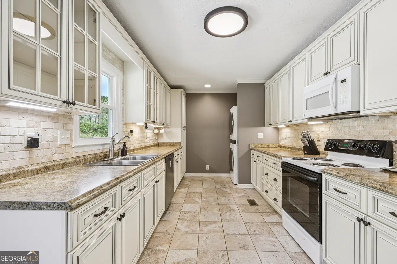 110 Bartlett Circle Bowdon - 3