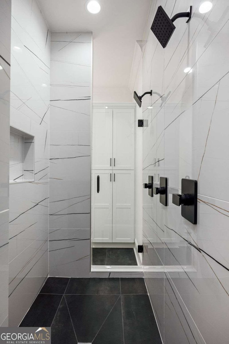 1261 Glen Eagle Drive Greensboro - 27