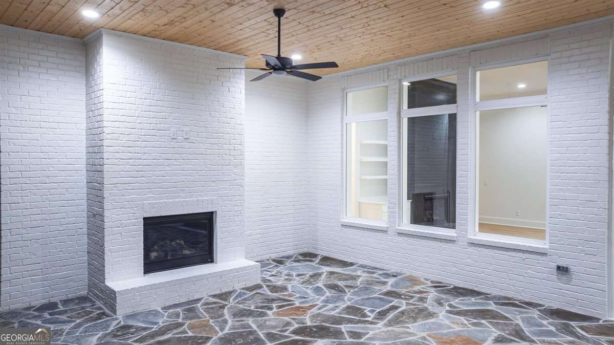 2660 Club Drive Greensboro - 72