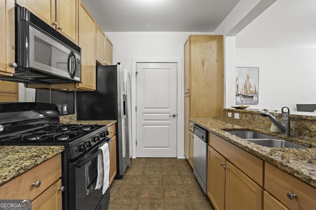 799 Hammond Drive Sandy Springs - 10