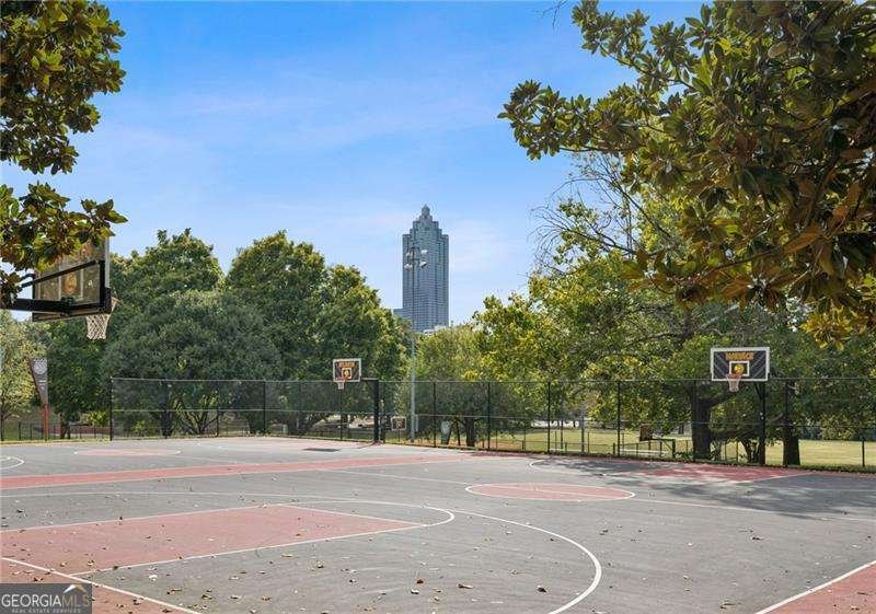 407 Linden Avenue Atlanta - 23