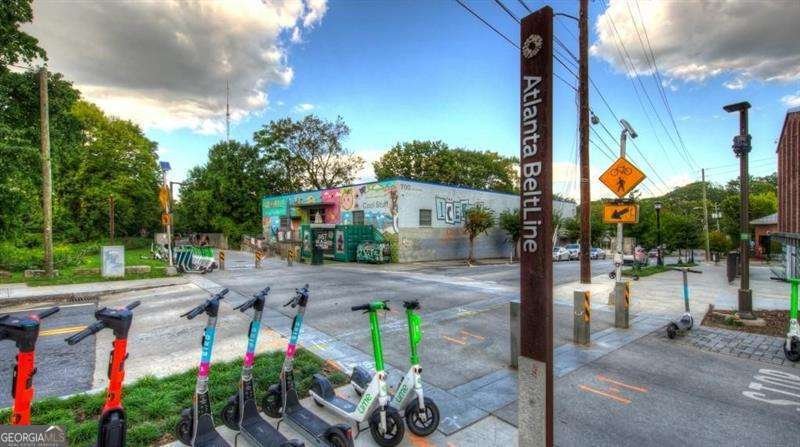 407 Linden Avenue Atlanta - 25