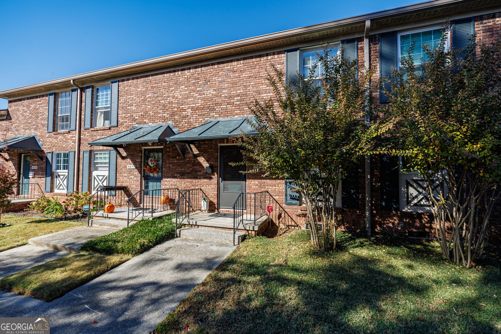 5678 Kingsport Drive Sandy Springs - 1