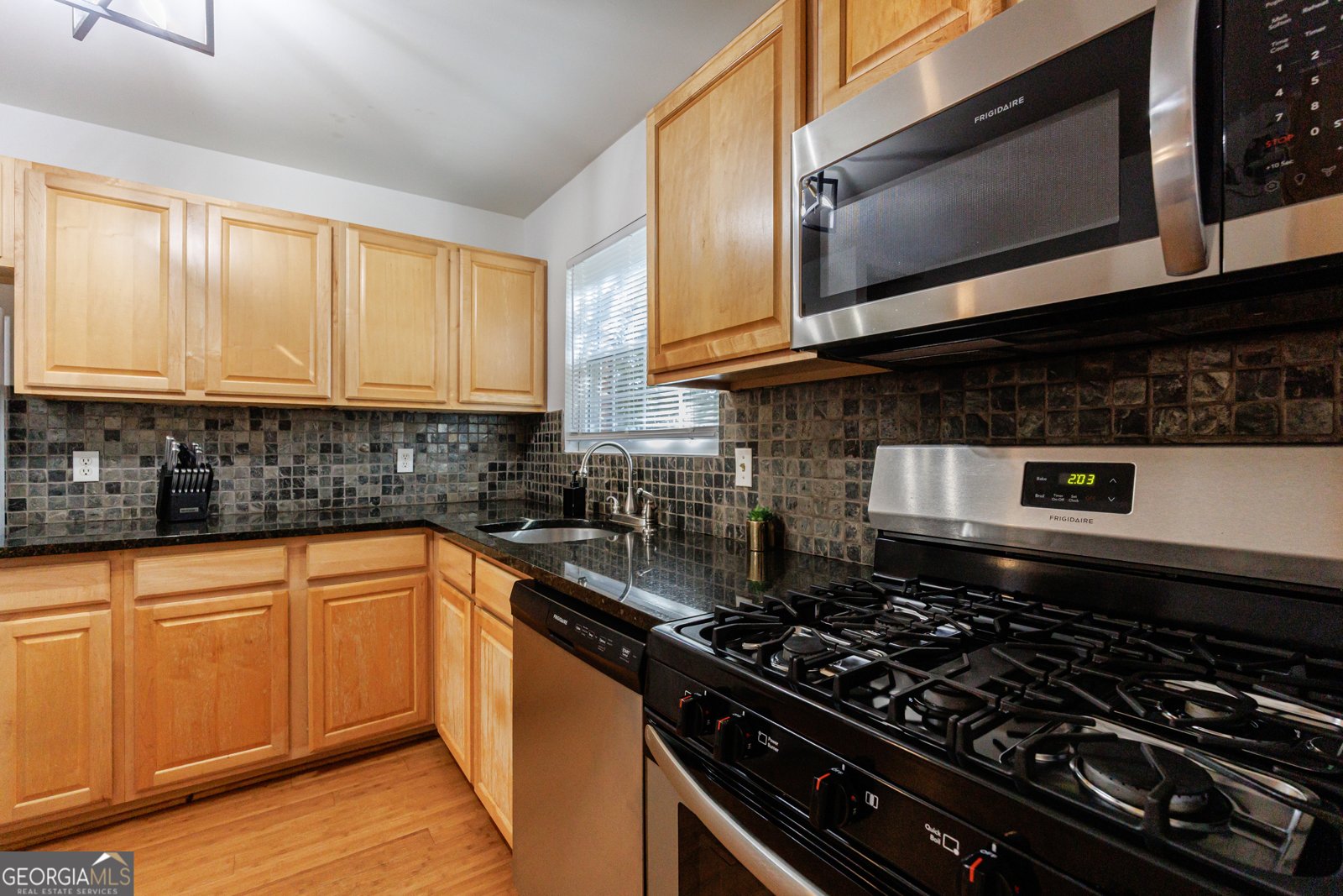 5678 Kingsport Drive Sandy Springs - 7