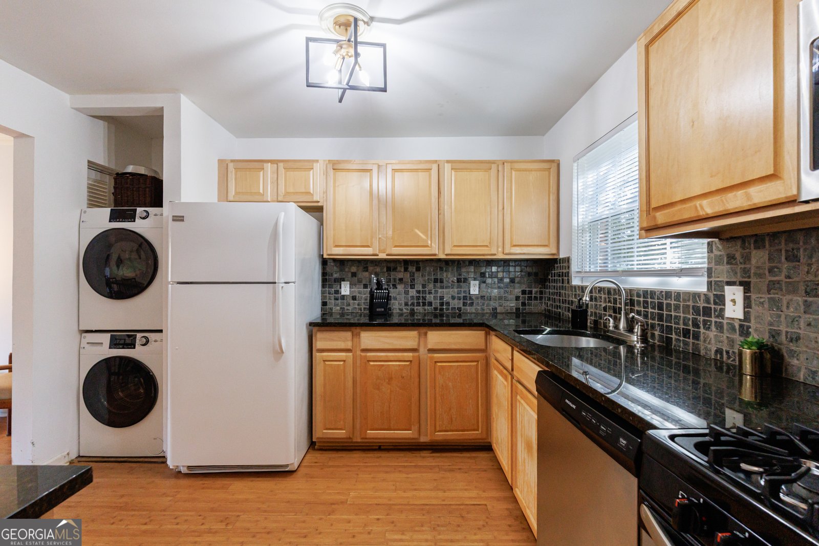 5678 Kingsport Drive Sandy Springs - 8