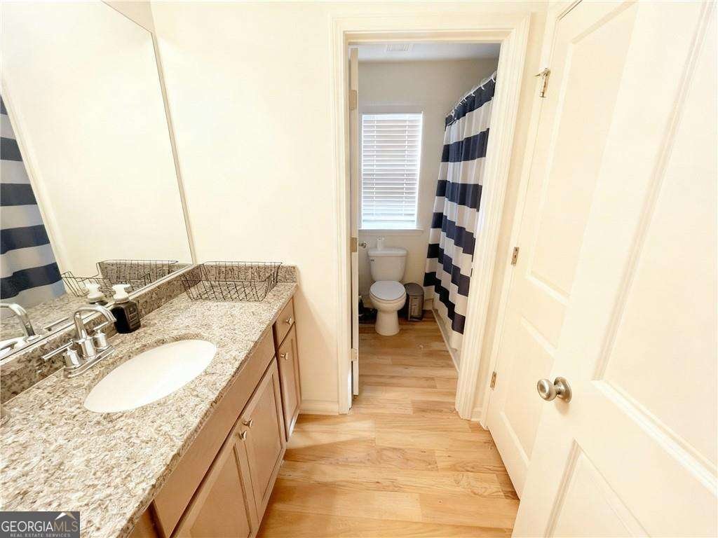 602 Lofty Lane Atlanta - 27