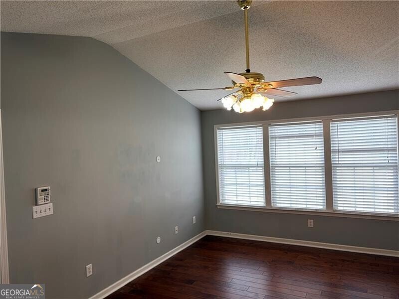 1737 Taynton Circle Kennesaw - 3