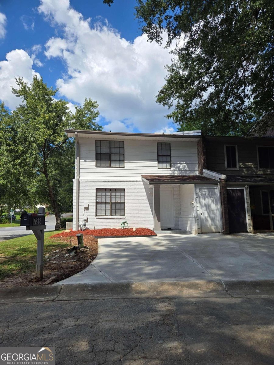 738 Dunaire Way Jonesboro - 1
