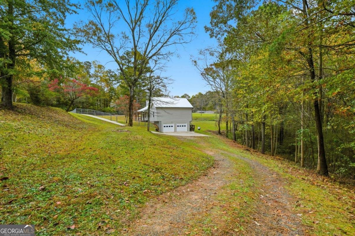 13 Tatum Road Talking Rock - 45