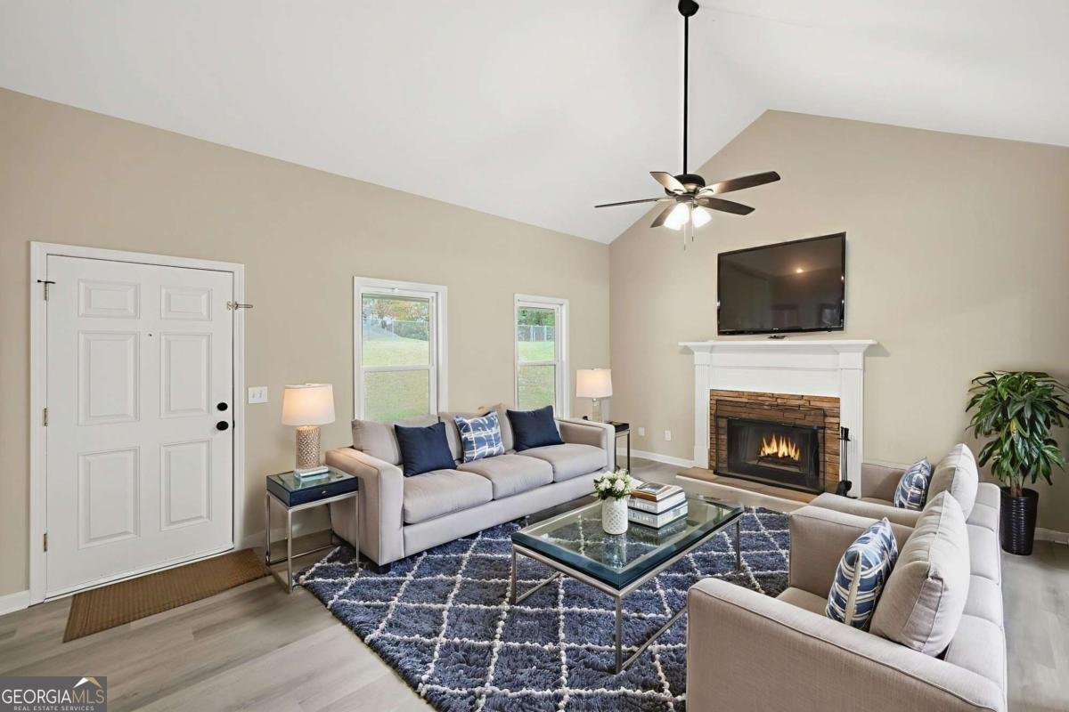 13 Tatum Road Talking Rock - 8