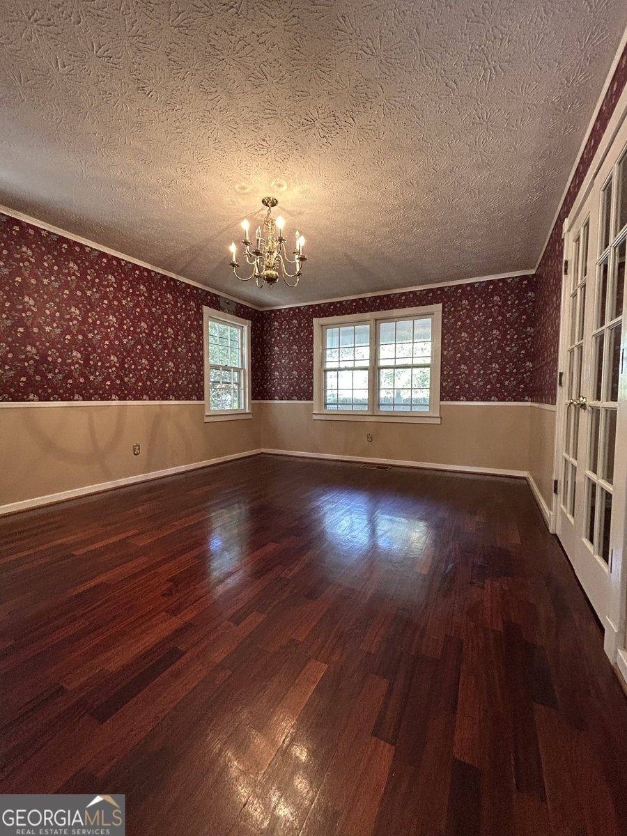 104 Spring Valley Drive LaGrange - 20