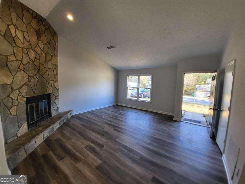 915 Fox Valley Court Stone Mountain - 3