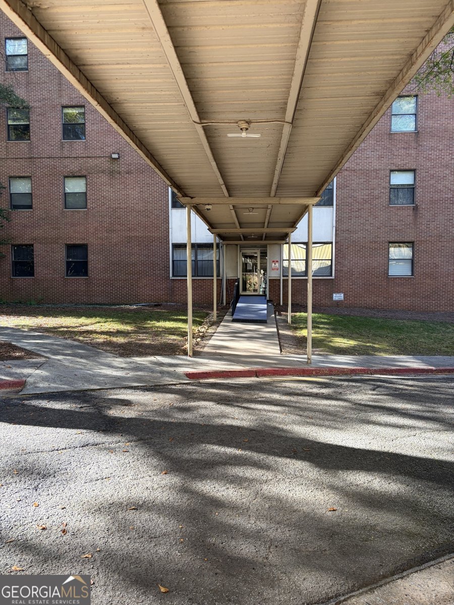 2965 Pharr Court South Atlanta - 9