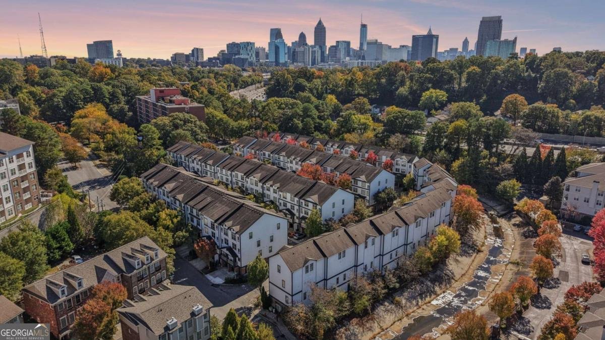 215 Semel Drive Atlanta - 15