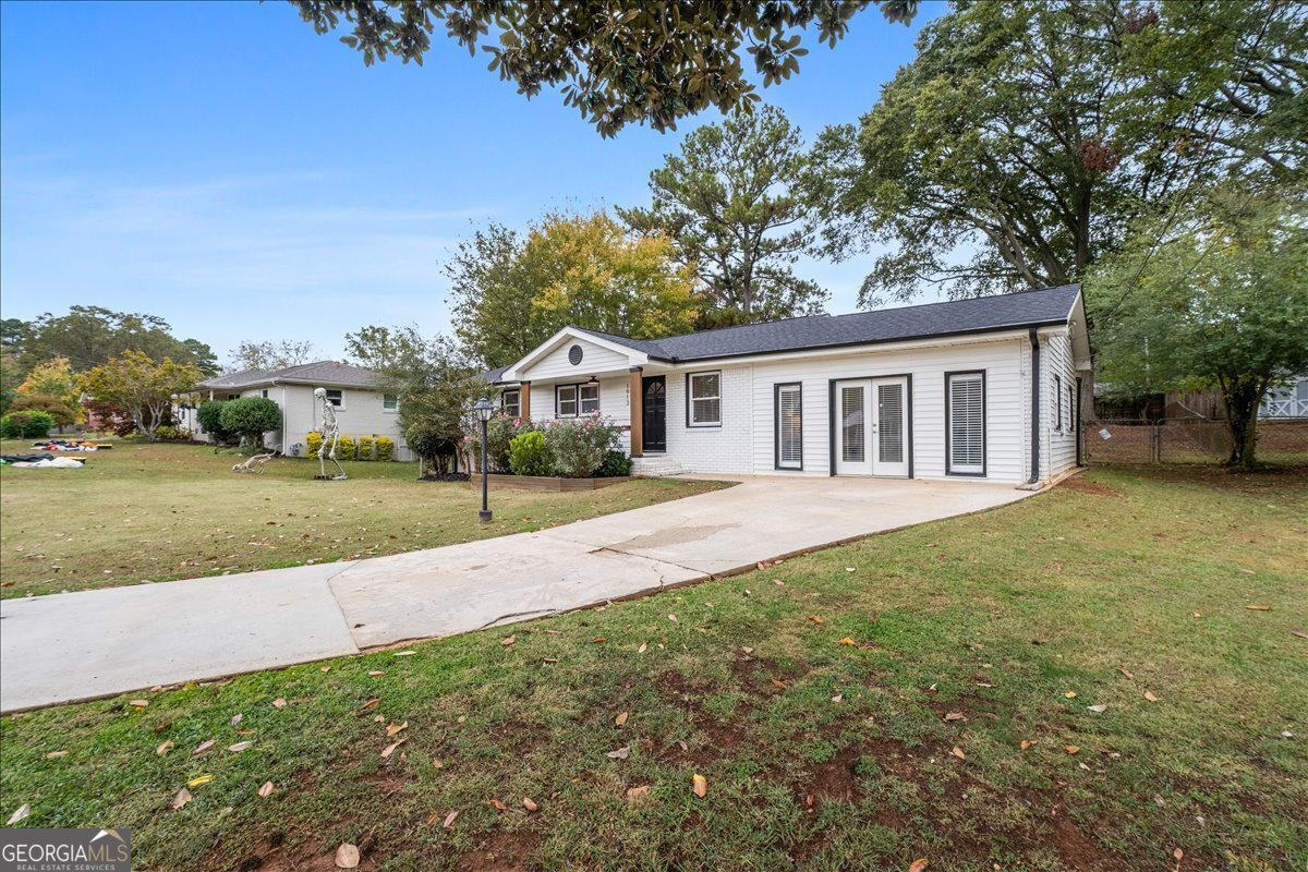 1913 Heathridge Court Smyrna - 2