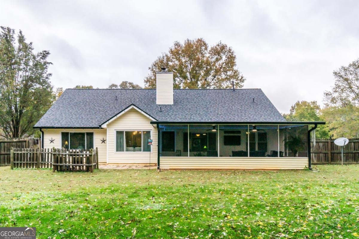 6325 Glen Drive Cumming - 33