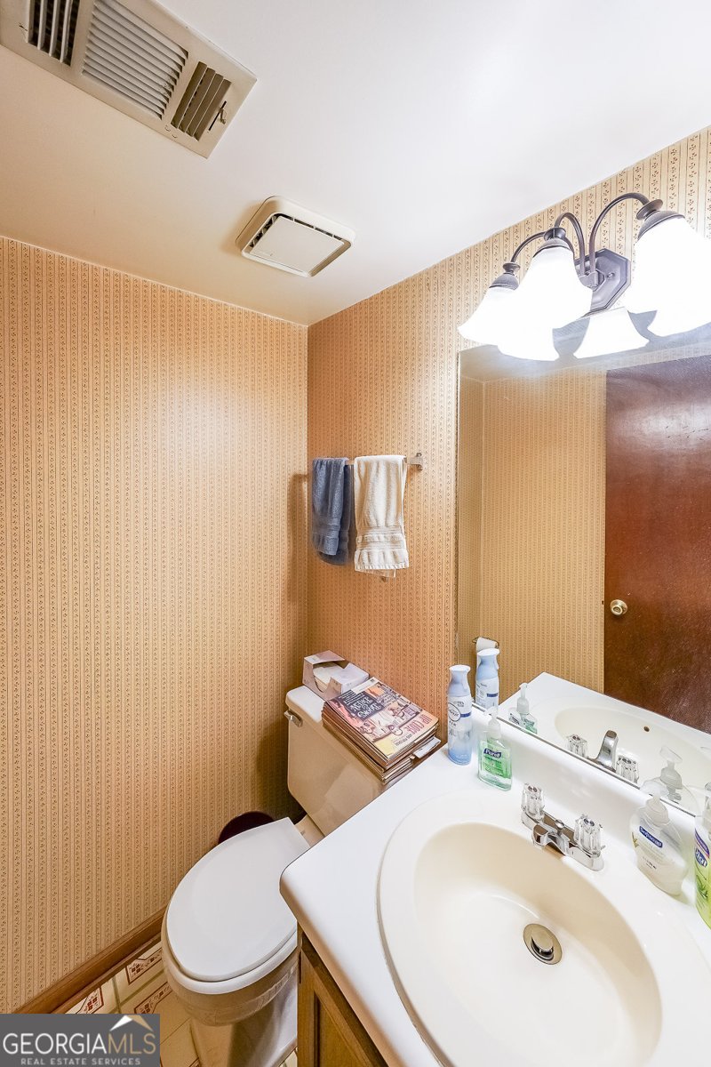 183 Timothy Lane Lilburn - 13