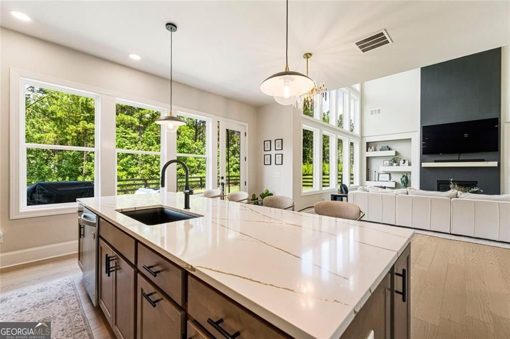 3018 Millpond Way Woodstock - 44