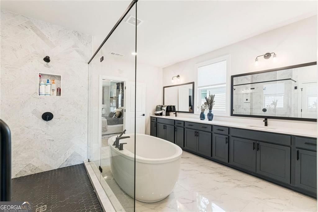 3018 Millpond Way Woodstock - 66