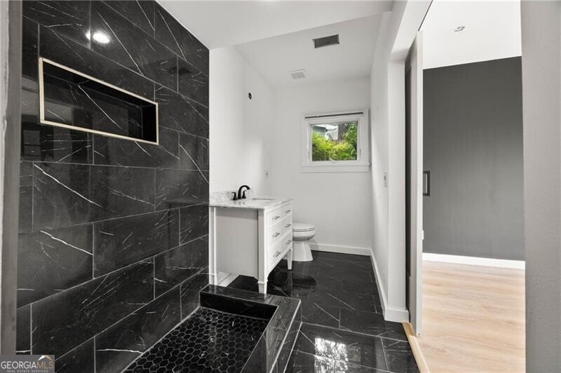 2824 Tupelo Street Atlanta - 27