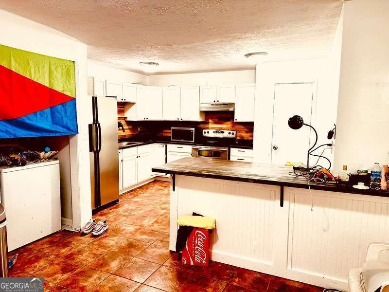 6765 Baynes Hill Drive Clarkston - 3