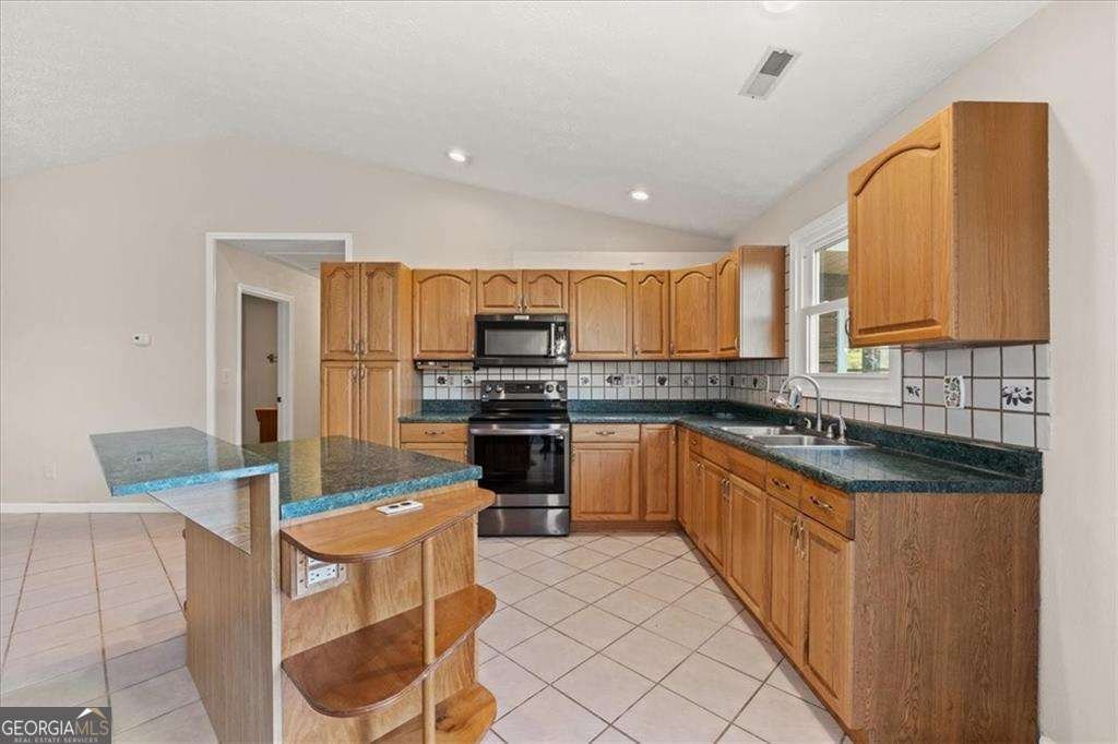 2271 Slate Mine Road Fairmount - 10