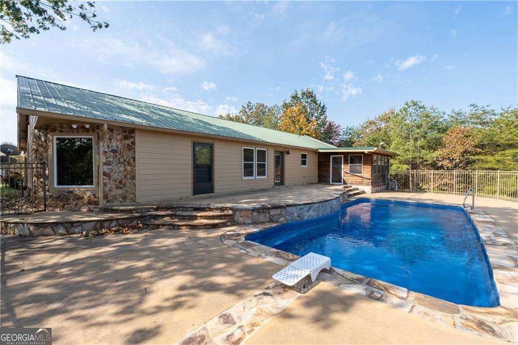 2271 Slate Mine Road Fairmount - 32