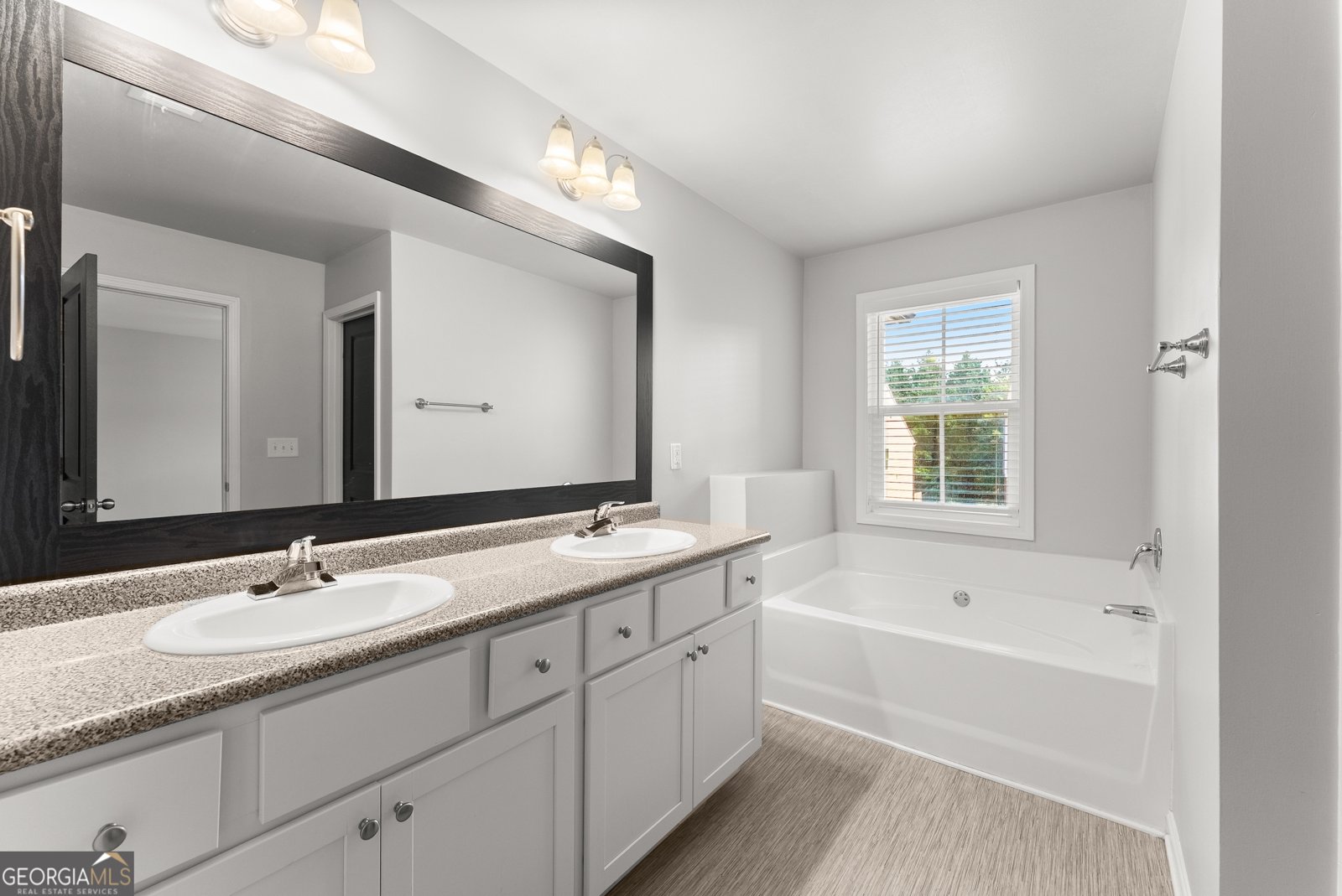 52 Wisteria Court Winder - 23