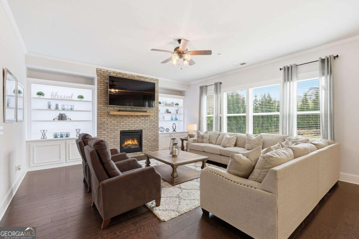 4637 Landing Water Path Buford - 14