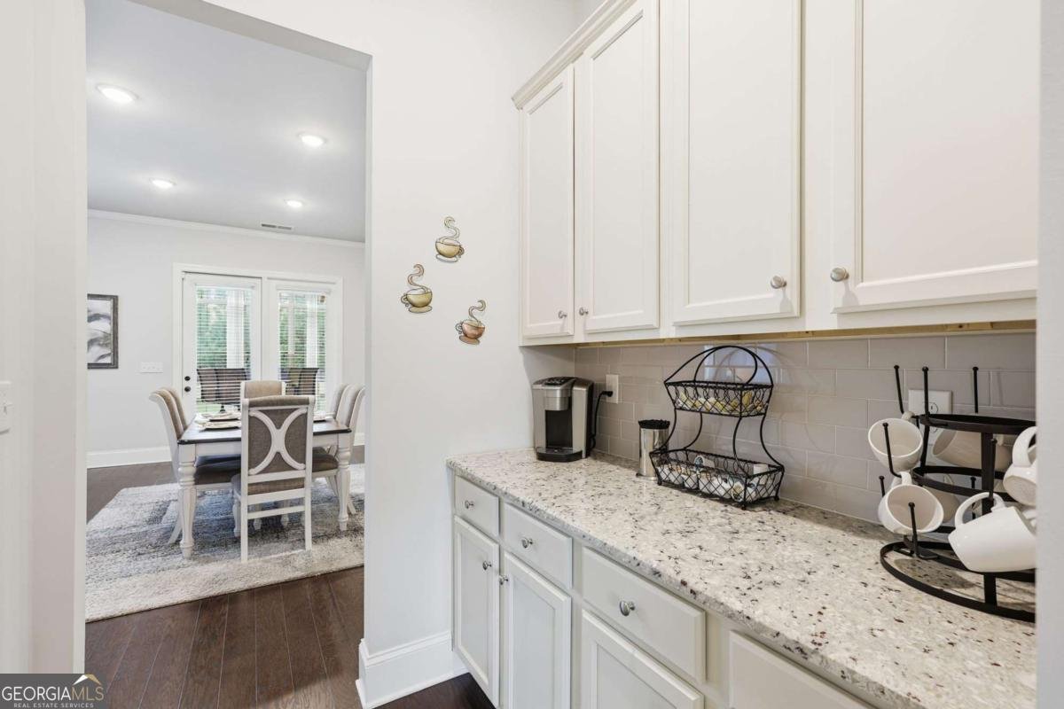 4637 Landing Water Path Buford - 23