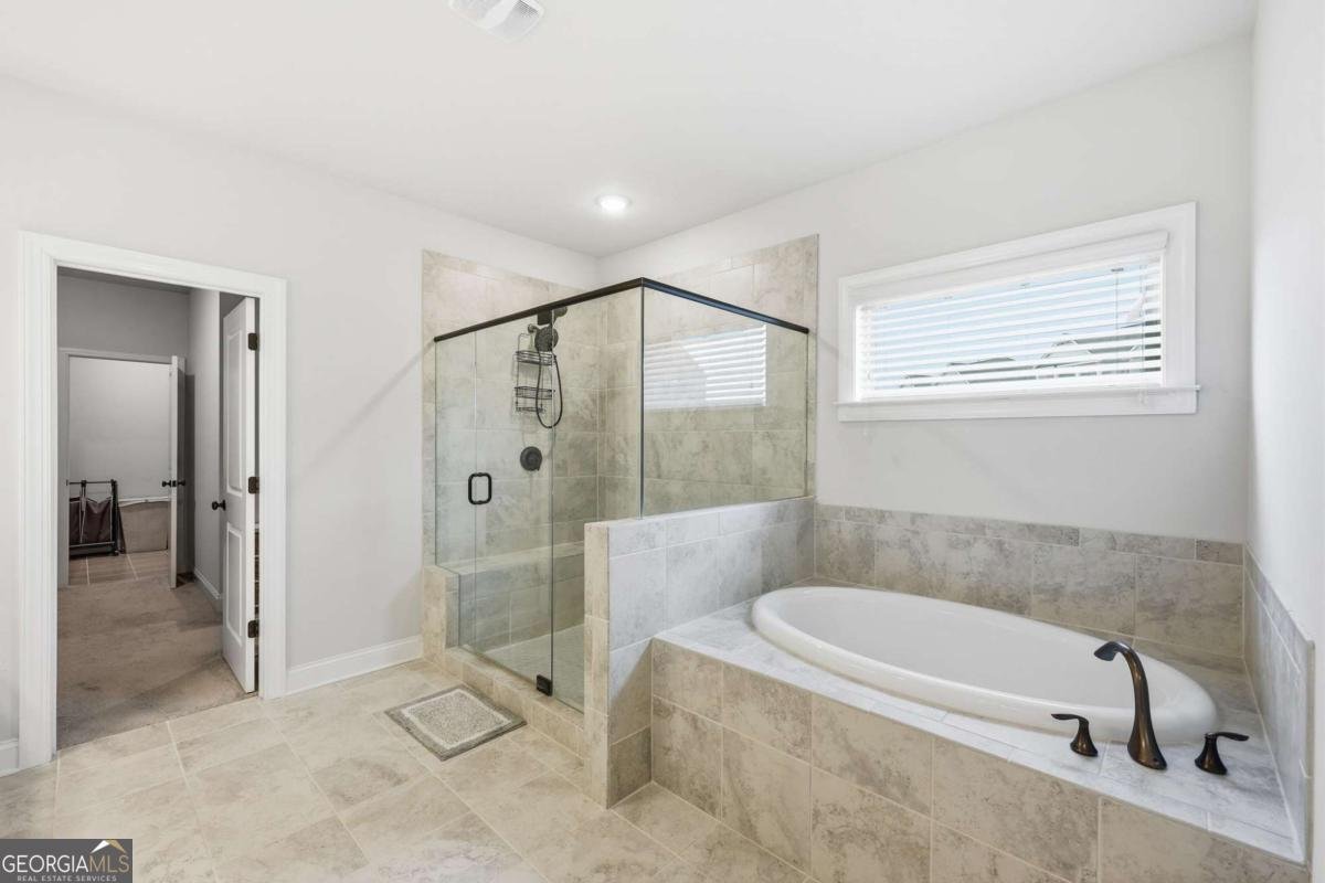 4637 Landing Water Path Buford - 40