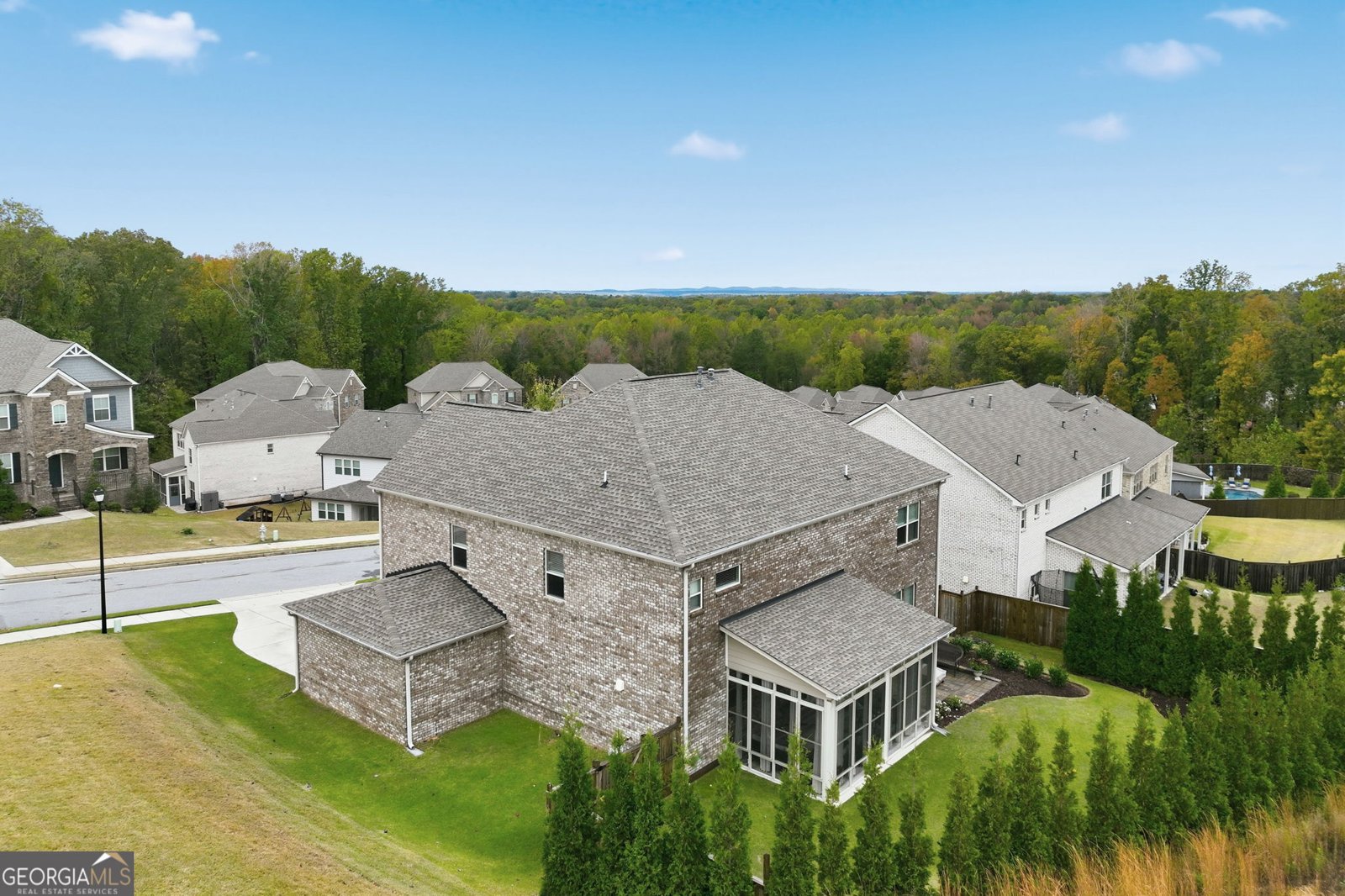 4637 Landing Water Path Buford - 46