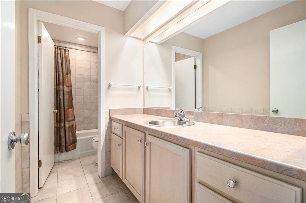 2060 Six Branches Drive Roswell - 25