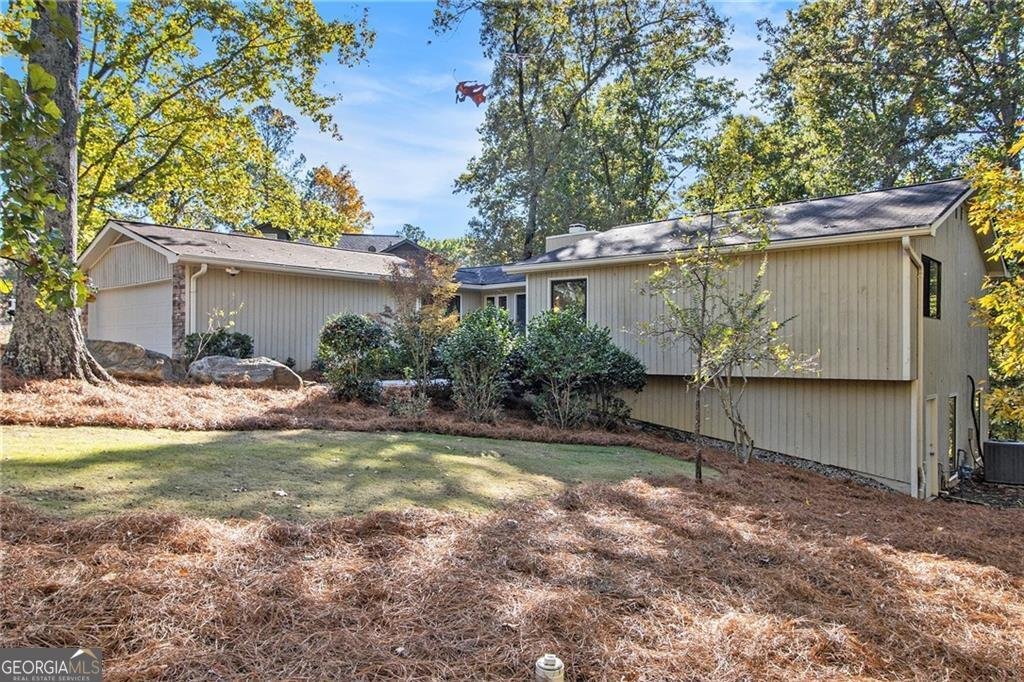 2060 Six Branches Drive Roswell - 38
