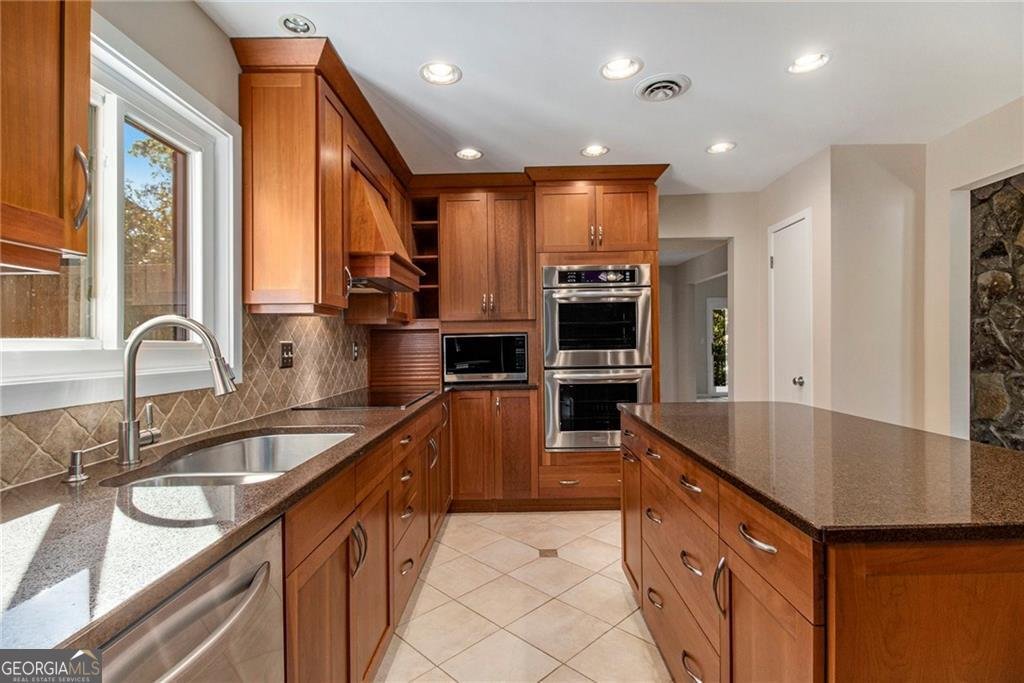 2060 Six Branches Drive Roswell - 5