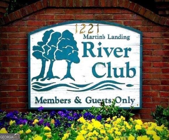 2060 Six Branches Drive Roswell - 55