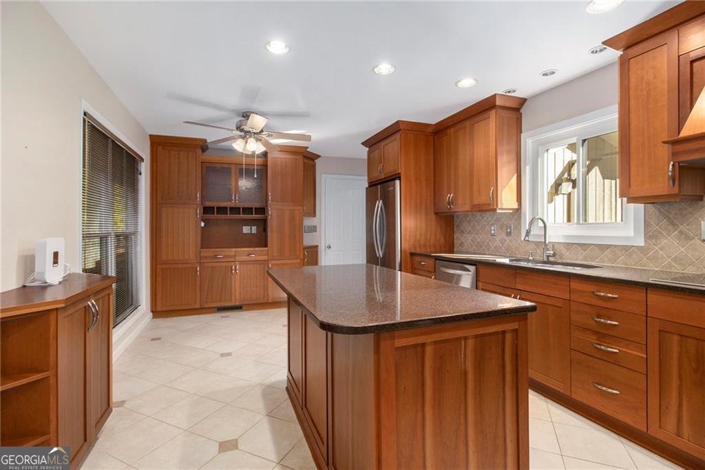 2060 Six Branches Drive Roswell - 7