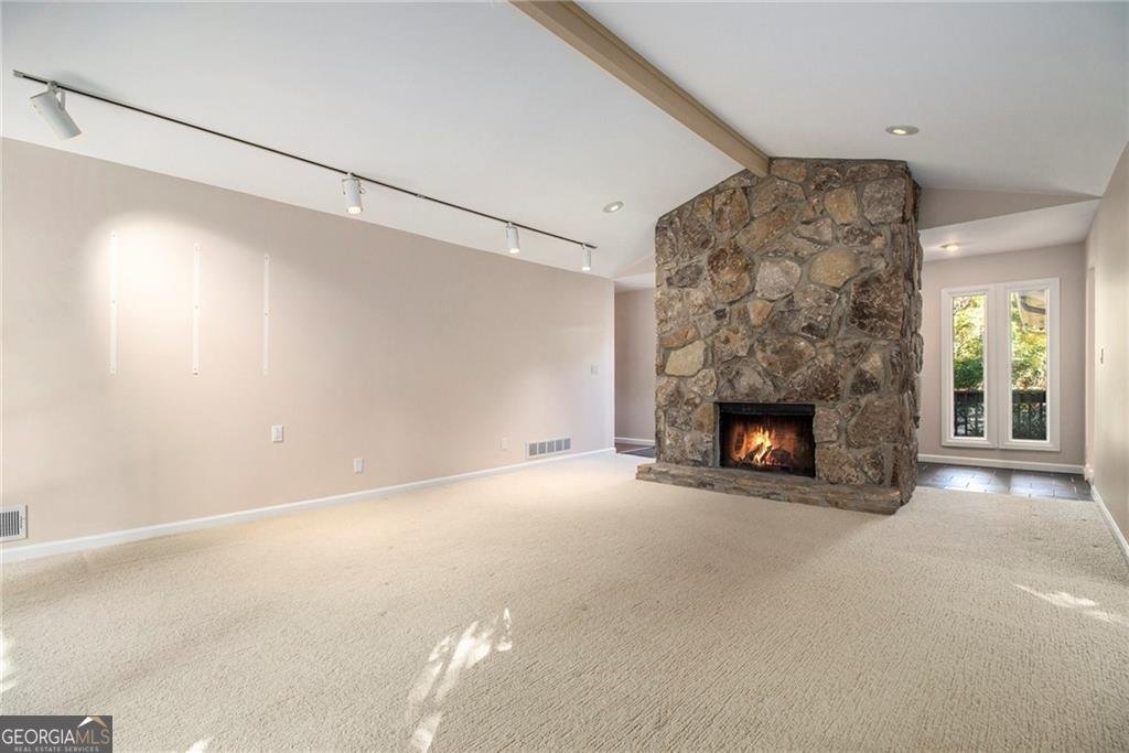 2060 Six Branches Drive Roswell - 9